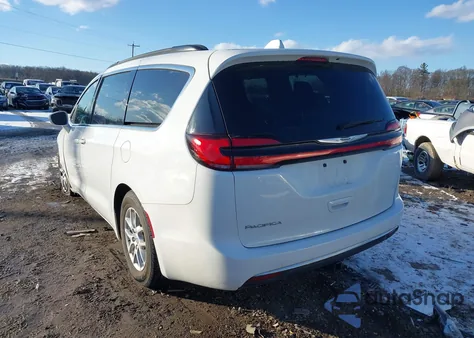 2022 Chrysler Pacifica Touring L z USA, uszkodzony, nr VIN 2C4RC1BG7NR169220